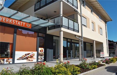 Auf Edelweine und Grillfleisch will sich der Gastronomiebetrieb spezialisieren, der in den Leerstand rechts neben der Schokoladen-Werkstatt kommen soll.Foto detzel