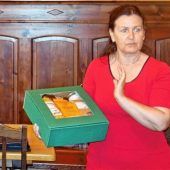 Friesinger bleibt an der Spitze