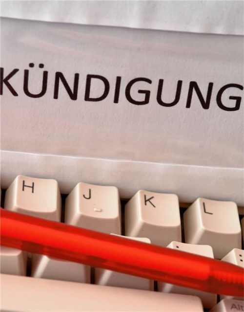 Besonders dramatisch ist die Entwicklung laut dem jüngsten Rosenheimer Wirtschaftsbarometer im verarbeitenden Gewerbe: Hier planen 42 Prozent eine Reduktion der Mitarbeiteranzahl, vor drei Monaten waren es gerade einmal sieben Prozent.Foto dpa