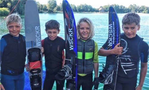 Der erfolgreiche Nachwuchs des WSC Kiefersfelden-Rosenheim: Frederik Schultz, Jakob Huber, Anuk Pilgram und Robert Lengsfeld (von links).