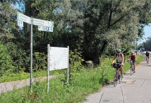 Der Landkreis Rosenheim will ein Radwegenetz schaffen, das alle Gemeinden umfasst und eine einheitliche Beschilderung aufweist.Foto reisner