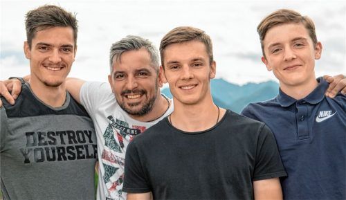 Die Groß-Familie: Marco, Ricco, Simon und Gabriel Groß (von links) in Ruhpolding.Foto Wukits