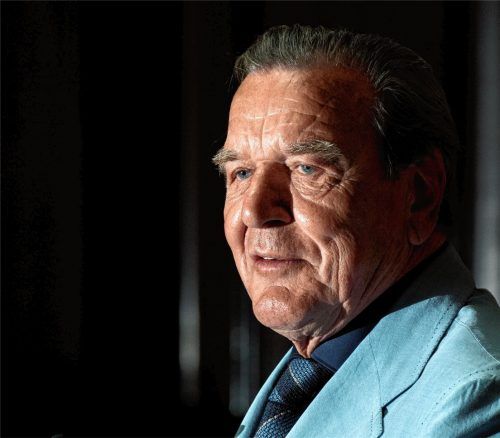 Die ukrainische Halbinsel Krim sei „altes russisches Territorium“, sagte der frühere Bundeskanzler Gerhard Schröder auf einer Wahlkampfveranstaltung der SPD. Foto dpa