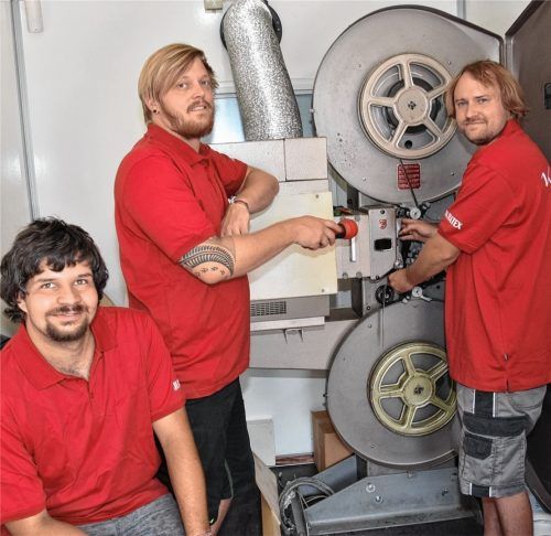 Drei Männer und der Traum vom Kino: (von links) Fabian Dandlberger, Bastian Schröger und Christian Anner.Foto  SChlecker