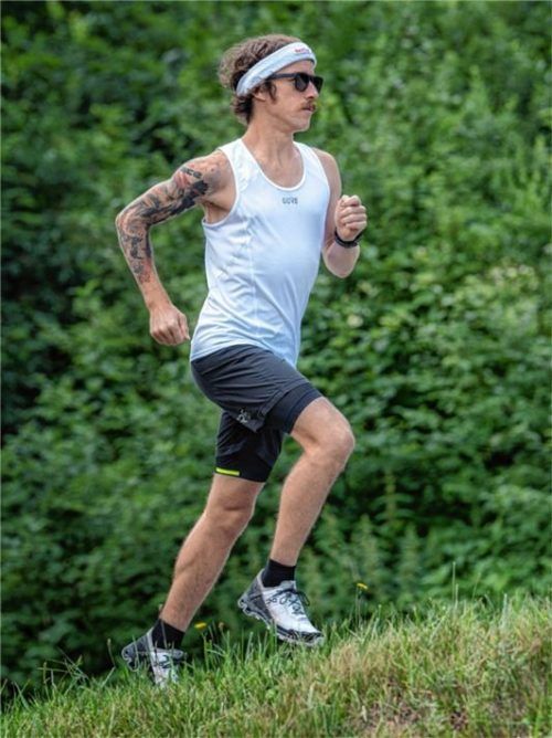 Ein paar Höhenmeter zum Training: Ultraläufer Florian Neuschwander, der neu in Inzell ist.Foto Wukits