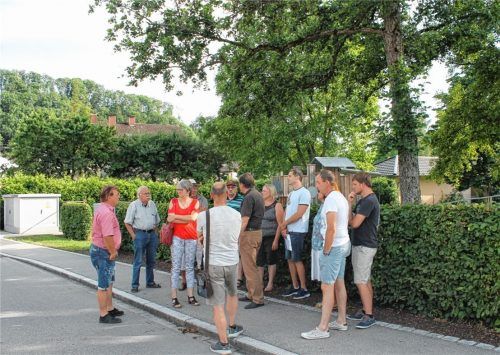 Eltern wünschen sich Sicherheit für ihre Kinder. Diesem Bedürfnis will der Gemeinderat nun nachkommen und versucht deshalb, einen Zebrastreifen für den Spielplatz „Am Bleicher“ umzusetzen. Foto  lohmann