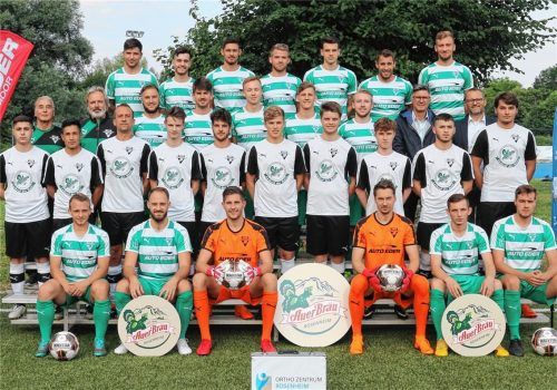 Erwartet einen sicheren Klassenerhalt: die Mannschaft vom Sportbund DJK Rosenheim.