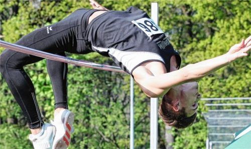 Lucas Mihota aus Rosenheim wurde bayerischer Meister im Hochsprung der Männer.