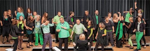 So wie das Ensemble „StimmLust“ vor drei Jahren so bieten auch die 13 teilnehmenden Chöre in diesem Jahr beim Wertungs- und Begegnungssingen des Bayerischen Sängerbunds im Haus der Kultur begeisternde Chormusik. Die Schlusskonzerte wie die Wertungssingen sind bei freiem Eintritt öffentlich zugänglich. Foto  Gleixner