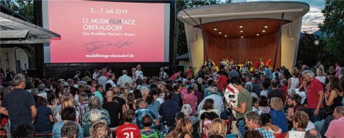 Voller Kurpark: Großer Andrang herrschte bei den Freiluftvorführungen.Foto  re