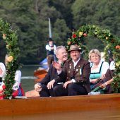 Buntes Treiben beim Alt-Schlierseer Kirchtag