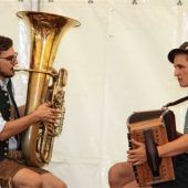 Meistersinger und Musikanten beim Sommerfest der Inntalschützen