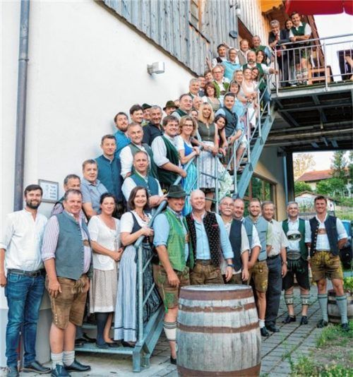 Ausgezeichnet: Die „sternreichen“ Zimmererbetriebe aus der Region Rosenheim. Foto Berreiter