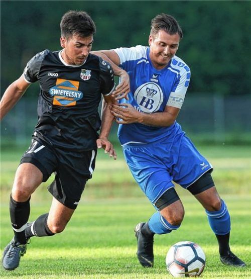 Bad Endorfs Andreas Garhammer (rechts) ist rechtzeitig zum Landkreis-Duell wieder mit an Bord.Foto Weitz