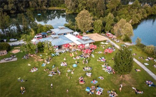 Beliebter Treffpunkt: der Happingerausee.Foto re