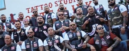 So präsentierten sich Hells-Angels-Mitglieder anlässlich der Clubheim-Einweihung in Tuntenhausen in einem Youtube-Video. Foto Youtube/User Vartoli