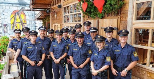 Einsatzbereit fürr Herbstfest: das Team der Wiesnwache 2019. Foto re