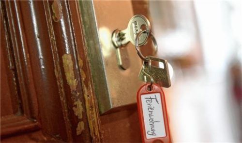 Ferienwohnungen, ob private oder vermietete, will der Aschauer Gemeinderat einschränken.