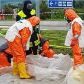 Ätzender Einsatz