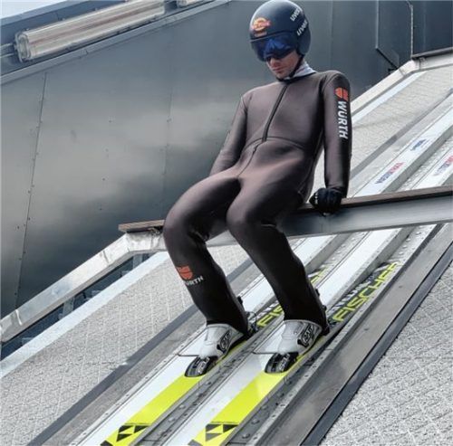 Jakob Lange (WSV Kiefersfelden) zeigte mit seinem 12. Platz beim Grand Prix in Oberwiesenthal, dass er auf dem Weg zurück in die erweiterte Weltspitze ist.Foto  privat