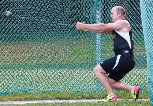Johannes Bichler aus Lauterbach gewann DM-Bronze im Hammerwurf. Fotos  stuffer