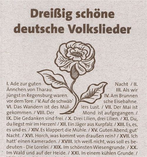 Liedtextheft mit 30 deutschen Volksliedern zum Mitsingen – zum Beispiel im Bauernhausmuseum Amerang.Foto Schusser