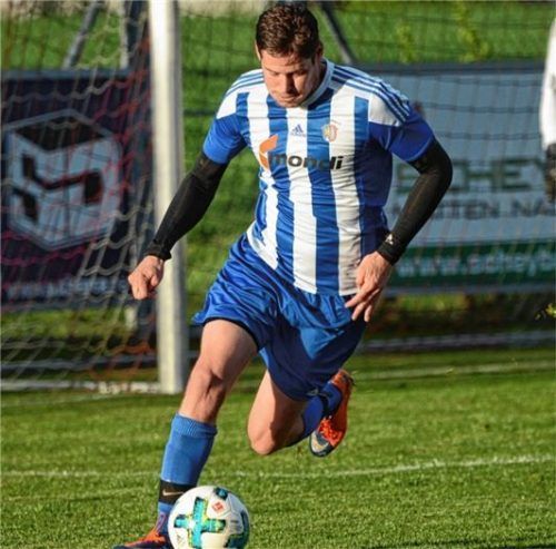 Liga-interner Wechsel: Dominik Schlosser, über viele Jahre höherklassig im Einsatz, ging vom TuS Raubling zum SV Westerndorf.Fotos Ruprecht (2), Buchholz
