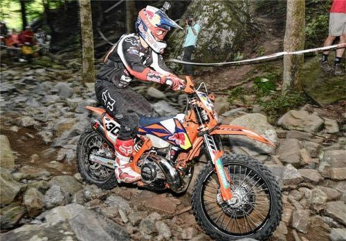 Manuel Lettenbichler gewann auf seiner KTM den „Tennessee Knockout“, einen Hard-Enduro-Wettbewerb.