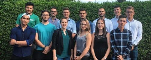Nach dem Ende ihrer Ausbildung wissen die Absolventen, wo es hingehen soll. Sie alle werden von der Firma Netzsch übernommen. Foto  re