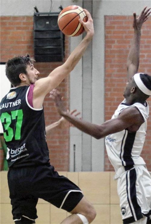 Steffen Lautner (links) war schon in der vergangenen Saison am Knie verletzt. Nun wird er den Fireballs wohl die gesamte Saison fehlen.Foto Fehrmann