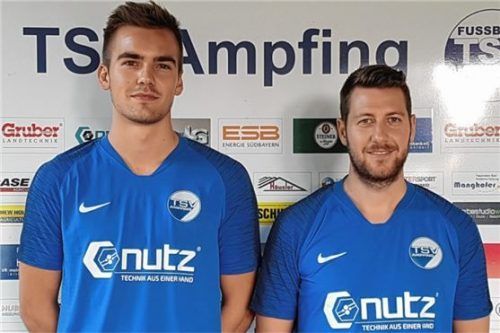 Verstärken den TSV Ampfing: Simon Kürbs (links) und Daniel Hofstetter. Foto  Buchholz