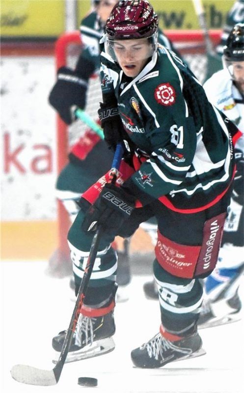 Vier Spiele, drei Tore – Kevin Slezak ist in den bisherigen Testspielen Rosenheims bester Torschütze. Foto  Ziegler