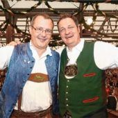 Ein Prosit auf die Freundschaft