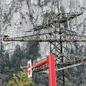 Stilllegung einer Starkstromleitung führt zu mehrfachen Staus auf der A94