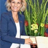 Verdienstkreuz für Daniela Ludwig