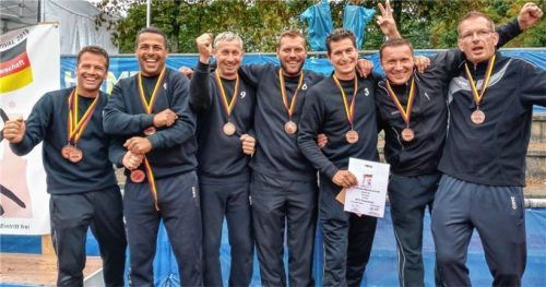 Das Bronze-Team des MTV: Marcel Hebling, Abdilaziz Lamharraf, Thomas Schenk, Günter Ortmeier, Christian Weiß, Steve Schmutzler und Knut Fischer (von links).