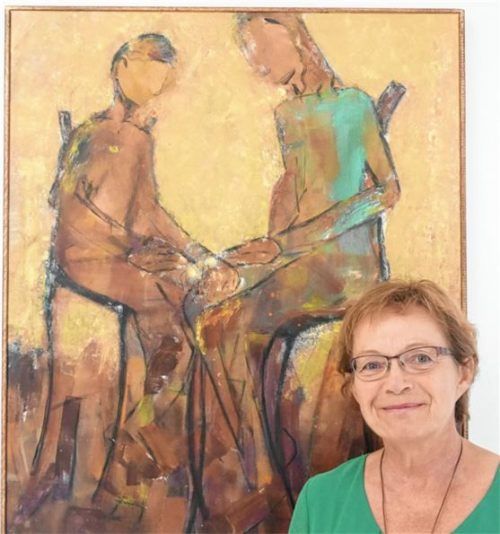 Die Aschauer Malerin Rosa Maria Seidl hat die Kunst zwar nicht zu ihrem Beruf gemacht, sie gehört aber fest zu ihrem Leben, wie sie sagt. Foto kirchner