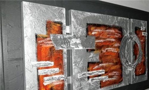 Eines der Werke der 15 regionalen Künstler, die man in der Öffentlichkeit nicht kennt. Zu sehen in der Burg Tittmoning. Foto re