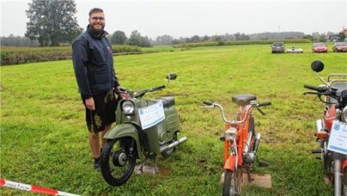 Für Michael Schillinger ist seine „Simson Schwalbe Kr. 51/1“ ein betagter, aber zuverlässiger Partner.