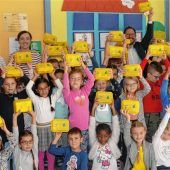 Erstklässlern gesunde Pause spendiert