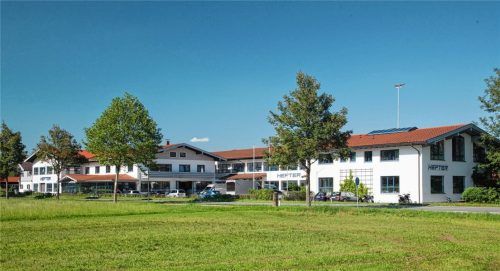 Saniert sich in Eigenverwaltung: Hefter Maschinenbau am Standort Prien. Hier arbeiten derzeit 160 Mitarbeiter und 25 Azubis. Fotos Berger, re