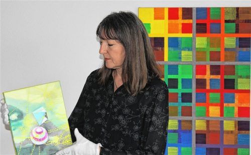 Seit 20 Jahren ist Elke Keiper im Haus der Kultur für die städtische Galerie und die Museen verantwortlich. Im Interview erklärt sie, nach welchen Kriterien sie das Ausstellungsprogramm zusammenstellt und worin der Unterschied zwischen professionellen Künstlern und Freizeitkünstlern besteht.Foto  Kulturabteilung