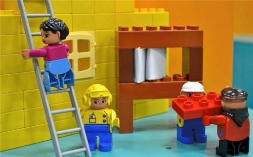 Seit etwas mehr als einem Jahr läuft die Frist für Anträge auf das Baukindergeld. Laut Bundesinnenministerium haben seitdem 135 000 Familien Förderanträge gestellt. Foto re