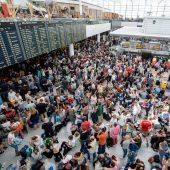 Reiseanbieter klagt nach Flughafen-Chaos