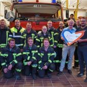Spende für die Feuerwehr Pürten