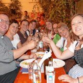 Beste Stimmung beim Weinfest der Feuerwehr