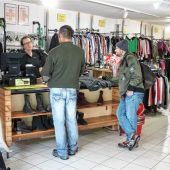 Auch am Geburtstag shoppen die Kolbermoorer