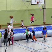 Vom Turnen bis zum Eishockey: Vereine vermitteln Grundschülern Spaß am Sport