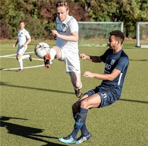 Andreas Hundschell (links) brachte viel Schwung ins Offensivspiel der SG.Fotos Wimmer