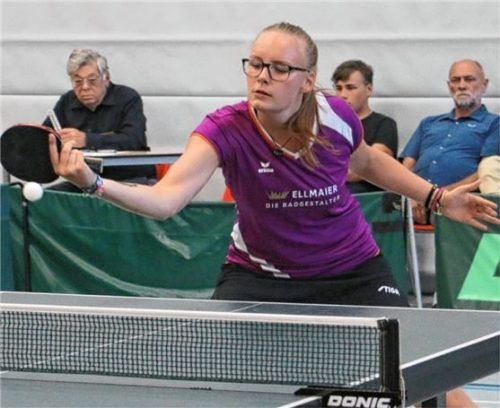 Antonia Eichner zeichnete sich in beiden Spielen durch sehr gute Leistungen im Doppel und Einzel aus.Foto Erlich